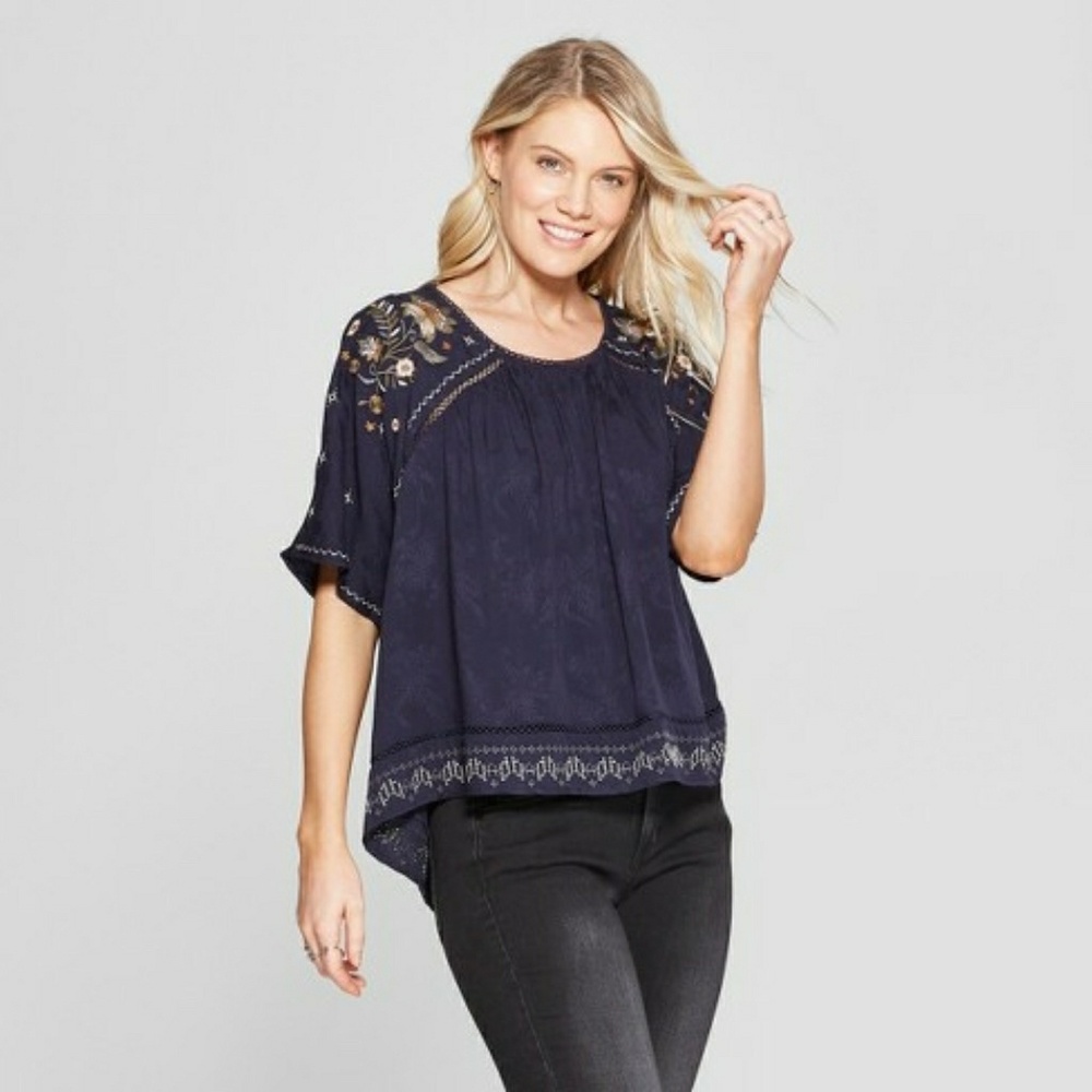 ISO Knox Rose Navy Embroidered Short Sleeve
